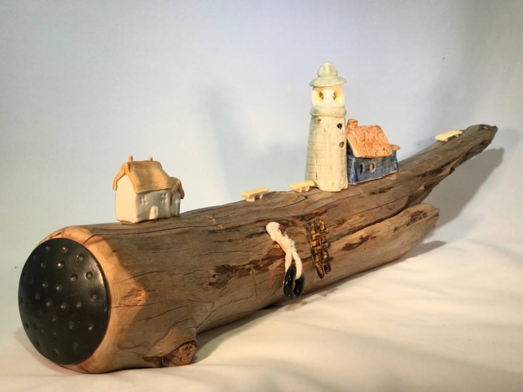 LightHouse - Sold - Pam Anderson, Paul Anderson